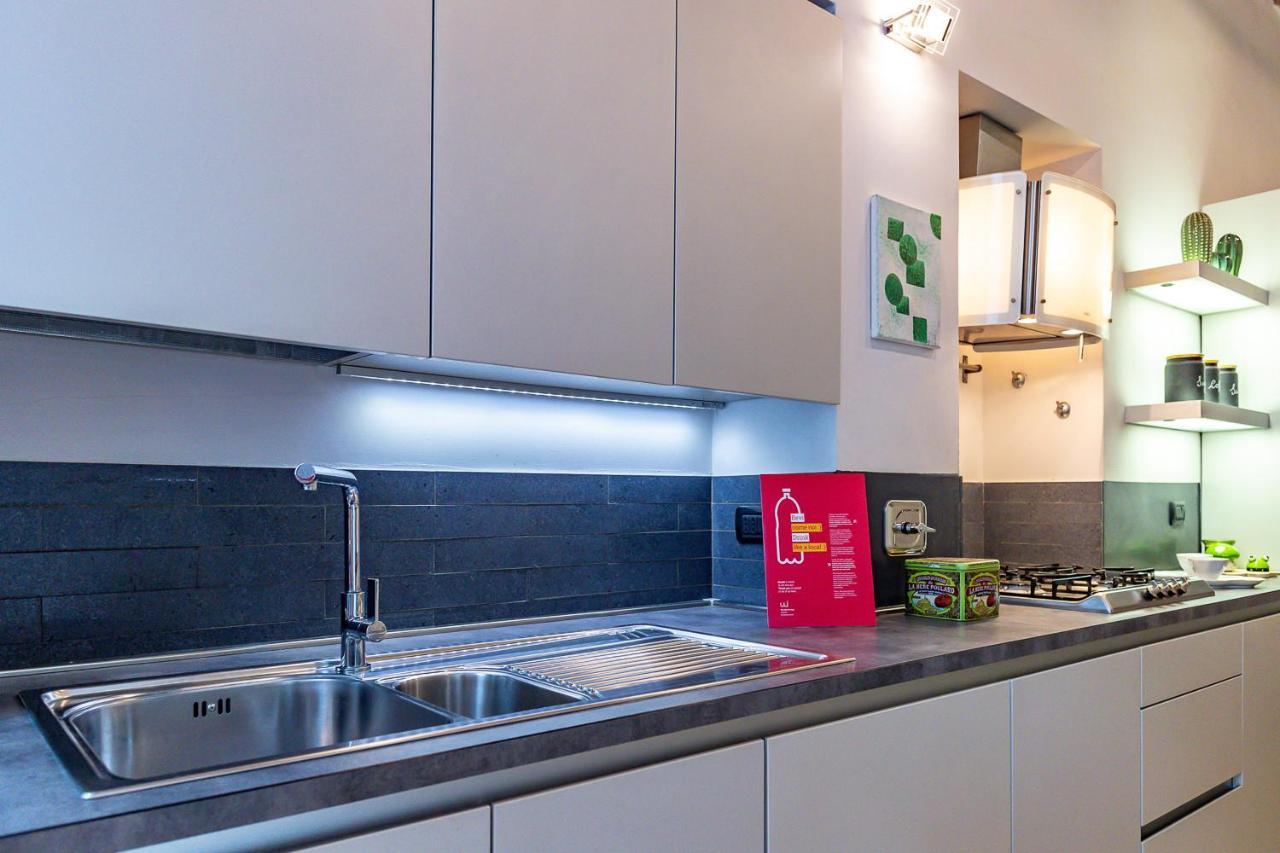 Apartamento Apple House Al Duomo By Wonderful Italy Turín Exterior foto